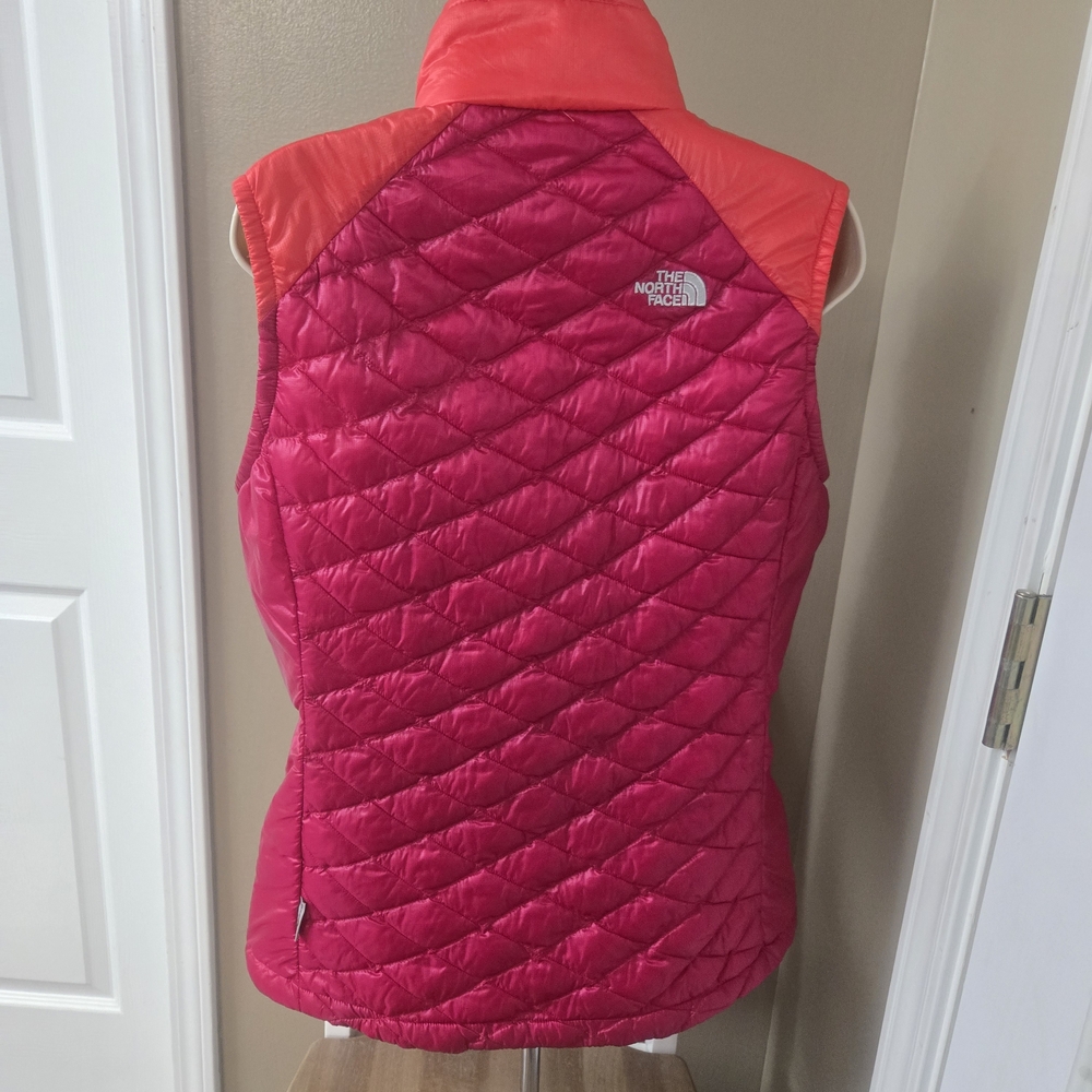 The North Face Women's Pink Quilted Vest - Picture 2 of 5
